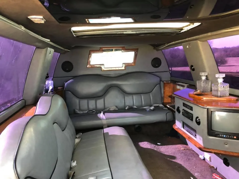 Interior da Silverado Limusine