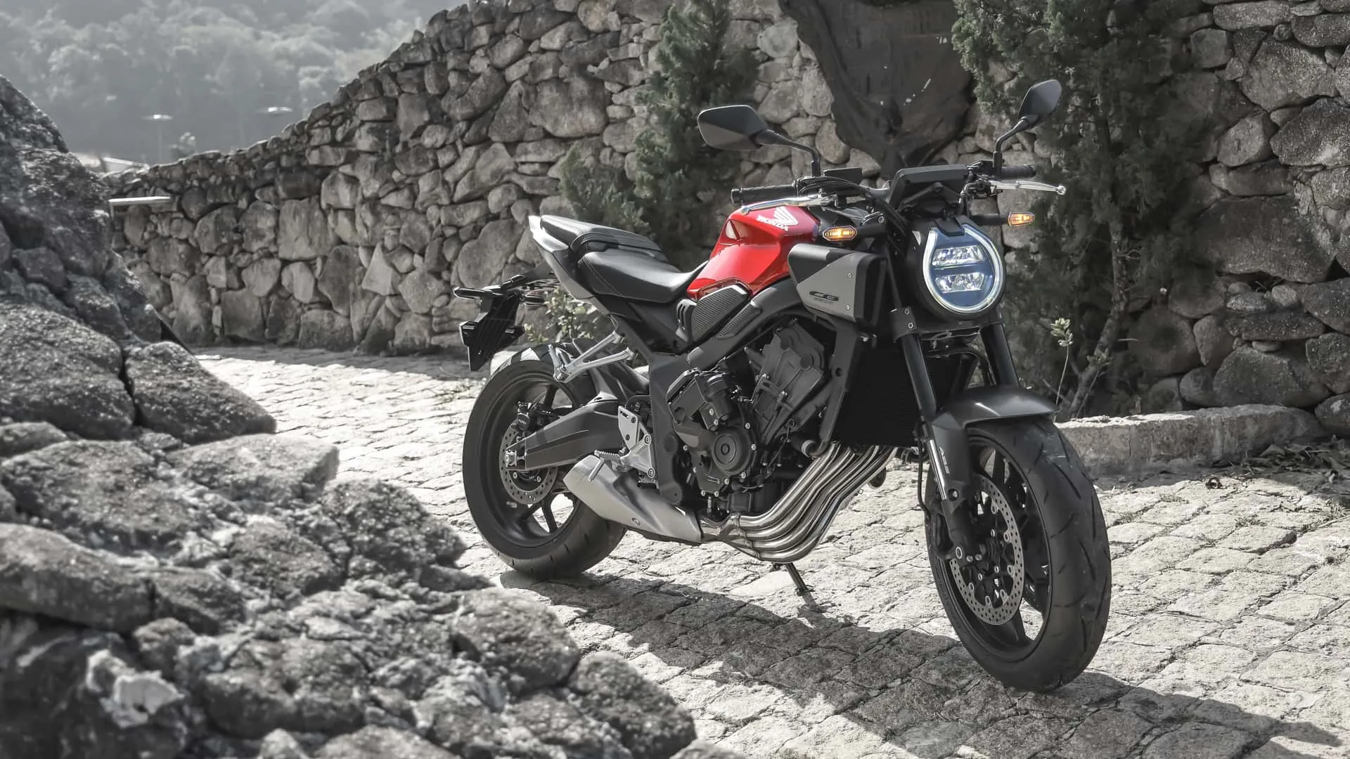 Vale a pena adquirir a CB 650R 2026?