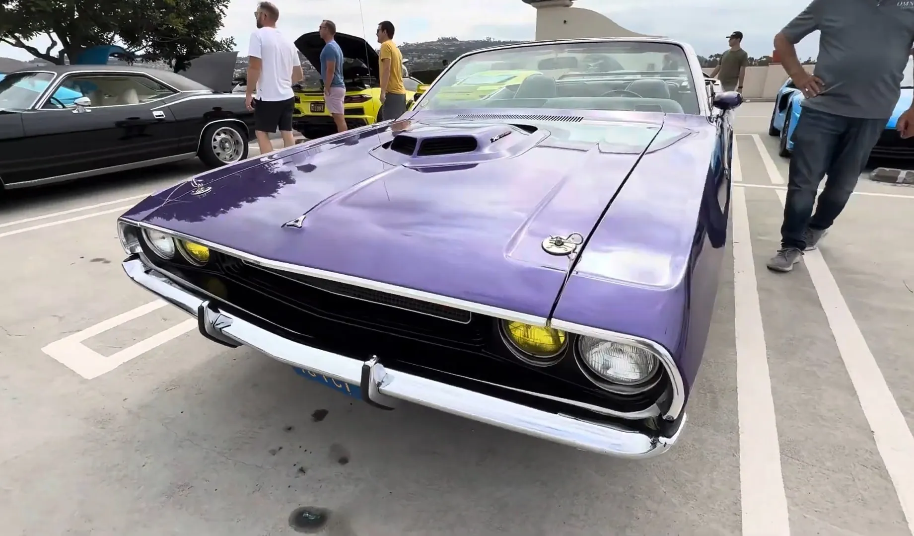 Dodge Challenger